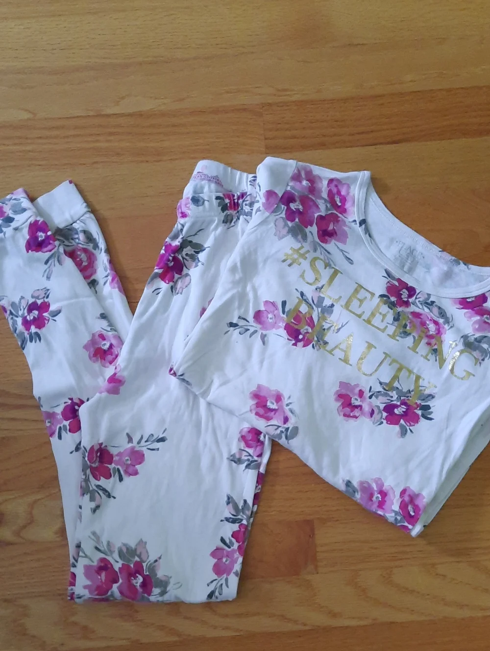 14 The Children's Place White Floral Pajama Set Sleeping Beauty Girls Pjs